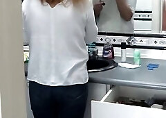 My stepson and I see a porn clip and masturbate, this guy asks me for a bit of ass