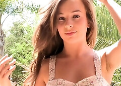 Blonde pussy fucked in close up in outdoor group sex