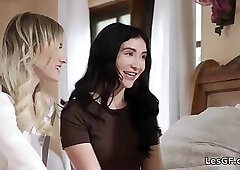 Blondes tag teaming spicy brunette in a wild scissoring