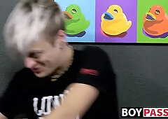 Luxurious twunk drains off with both of his glorious palms