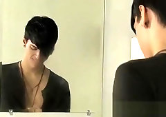 Horny dude sucks a huge cock before sex