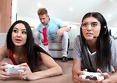 Leggy babe seduces her roommate because why the fuck not