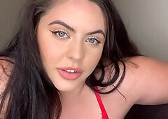 Curvy glamour MILF hot solo