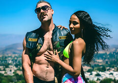 Olivia Jayy - Karls Kastings