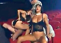 Orgia en el cine: Blowjob, Doggy  Cowgirl Porn