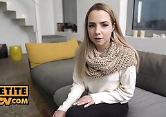 Mona Blue In Pov - Troubled Teen 18+ Seeks Sexual Therapy