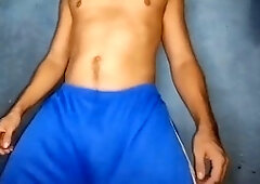 Solo muscular guy Davidpajas gets into some dirty talk