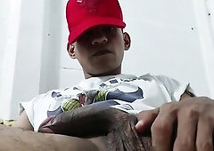 MILK ON MY FACE MY EBONY WEENIE WAS LOADED WITH NICE CUM