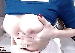 Beautiful Asian horny teen camgirl masturbates