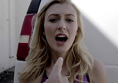 Bounty hunters Alexa Grace