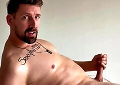 Sexykai1991 cumming huge load over chest