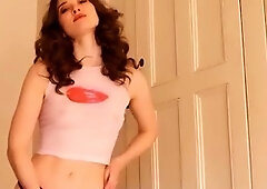 Lovely Amateur teen brunette masturbating outdoor