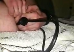 Spreading my Slot with Inflatable Bum Speculum.