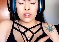 I Touch Myself While Watching Porn Here On Squirt Of Pleasure!