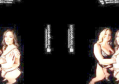 VR Bangers: Hottest 3some Blake Blossom & Scarlett Alexis Ideal ASMR FFM Oral job - VR Porn