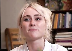 Ersties - Hallys wildes Spiel mit Farbe und Pinsel