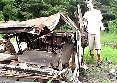 Skinny twink takes his clothes off in nature to masturbate