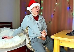 Day 30 No Nut November Fail Slim 18yo Twink Floods