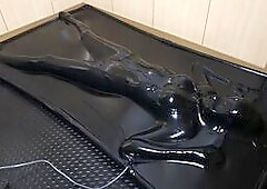 【latex】着ぐるみバキュームベッド拘束【個人撮影】