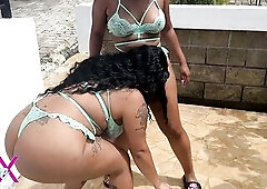 LESBO WICKED DICE GAME