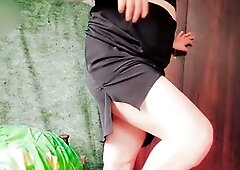 Crossdresser Ketty Inspires Others with Elegant Crossdressing Style!