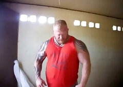 Eric Liebig Flexing and Posing