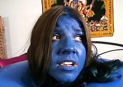 Young amateur teen in solo masturbation getting kinky