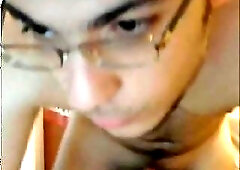 Greek boy cums on webcam