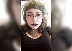 Alt Gal does Custom Requests preview