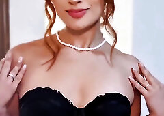 #ginger #lingerie #corset #blackoutfit #seductive #latin #bigbooty