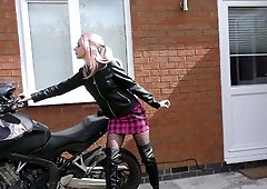 amateur his tall blonde fetish masturbating on live webcam