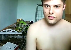Cross-dressing Twink's Kinky Striptease