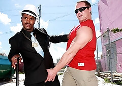 Gay IR experience with Skye Woods and first-timer, D-Smooth