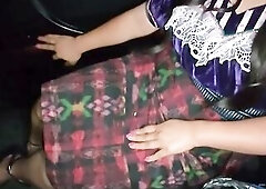 Hawt Latin babe with a large booty gets into a fight with her boyfriend and this chab leaves her alone in the street