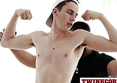 Gorilla Coach's asshole ripped apart by twink's rock hard cock