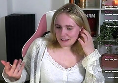 Mom amateur webcam pussy masturbate