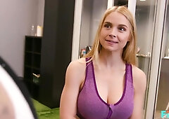 Busty and Hairy Blonde Beauty SARAH VANDELLA GET FUCKED IN GYM - Sarah vandella reality hardcore