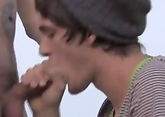 Brunette boys sucking & wanking outdoor