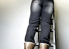 Pee trickling all over my jeans and boots