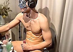 Masturbating with Oil