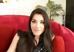 Leah Jaye is so taut (Jaye So)