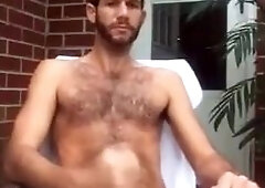 Str8 men jerk off in front yard 4