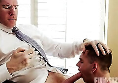 Marcus Rivers distracts Dr. Legrand Wolf to get fucked