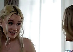 Busty milf sugarmommy has threesome with her teen sugarbabys