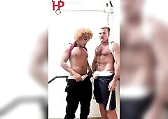 Episode 215 - It was so sexy to meet this charming ebony man, that guy saw me on the São Paulo subway and took me to the stairs at the mall.