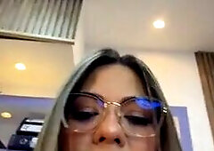 isabella_horney_ - Live Webcam Show 2026-05-27