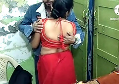 Steamy Indian housewife gets down with her desi man