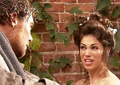 Quick shower fuck with the sensational Faith Leon