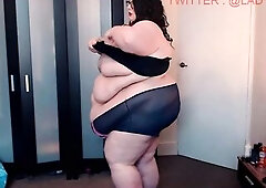 big beautiful woman SSBBW LADY BRADS UNDRESSES AND SHOWS OFF CURVY BODY