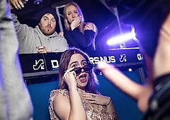 Hot bang with a bodyguard (Joey Mills, Malik Delgaty)